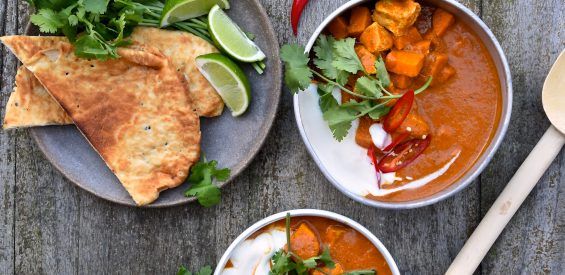 Recept: zoete aardappel curry met biologische kip