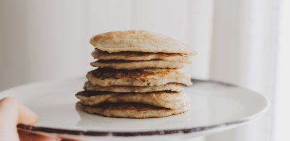 Chickpea pancakes: 5 x zo gezond als gewone pannenkoeken en dit is waarom