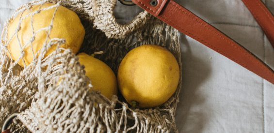Essentiële citroenolie: zo verdrijf je het laatste restje winter uit je huis én hoofd