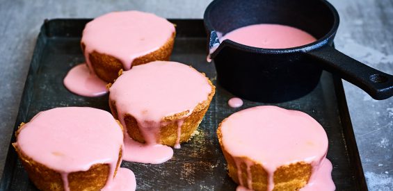 Recept uit het Funky Vegan Bakboek: roze koeken