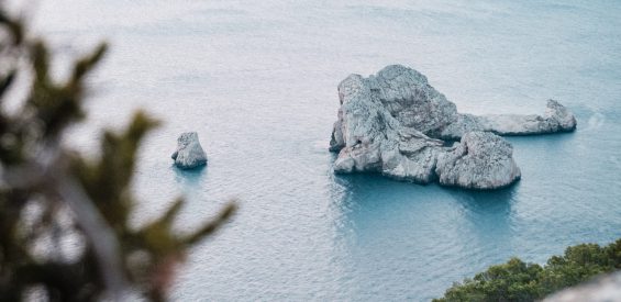 Ibiza in het laagseizoen: 10 dingen om te doen voor de massa komt