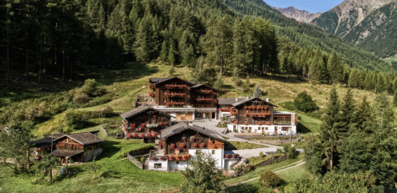 Oberraindlhof: waarom deze 444 (!) jaar oude bergboerderij een plek op jouw bucketlist verdient
