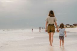 emotioneel afwezige moeder