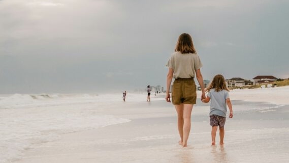 emotioneel afwezige moeder