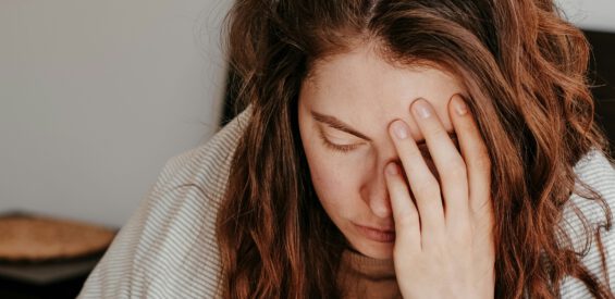 Overprikkeld zenuwstelsel & overgewicht: dit is het verband
