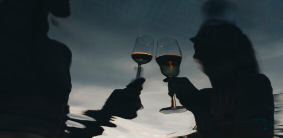 Alcohol en je relatie: is stoppen met drinken een nieuwe relatie aangaan?